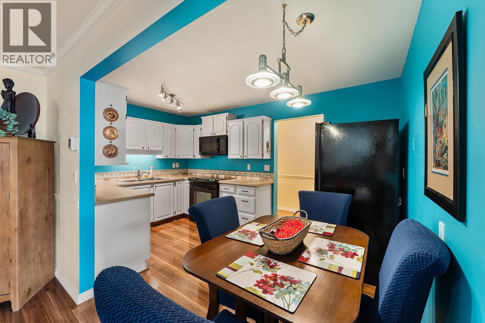 1534 LAWRENCE Avenue Unit# 304