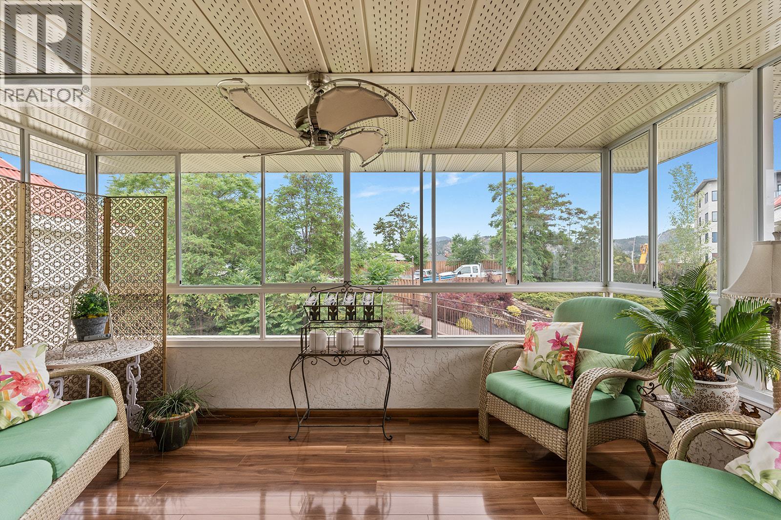 1534 LAWRENCE Avenue Unit# 304