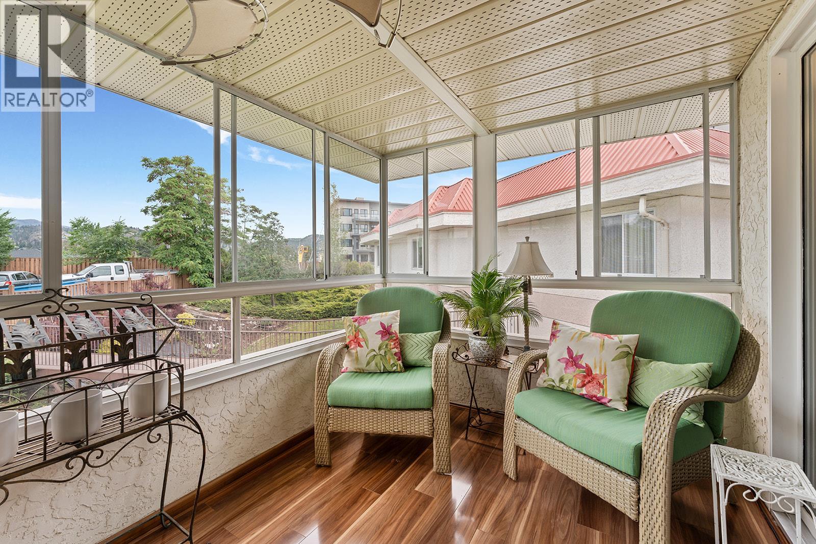 1534 LAWRENCE Avenue Unit# 304