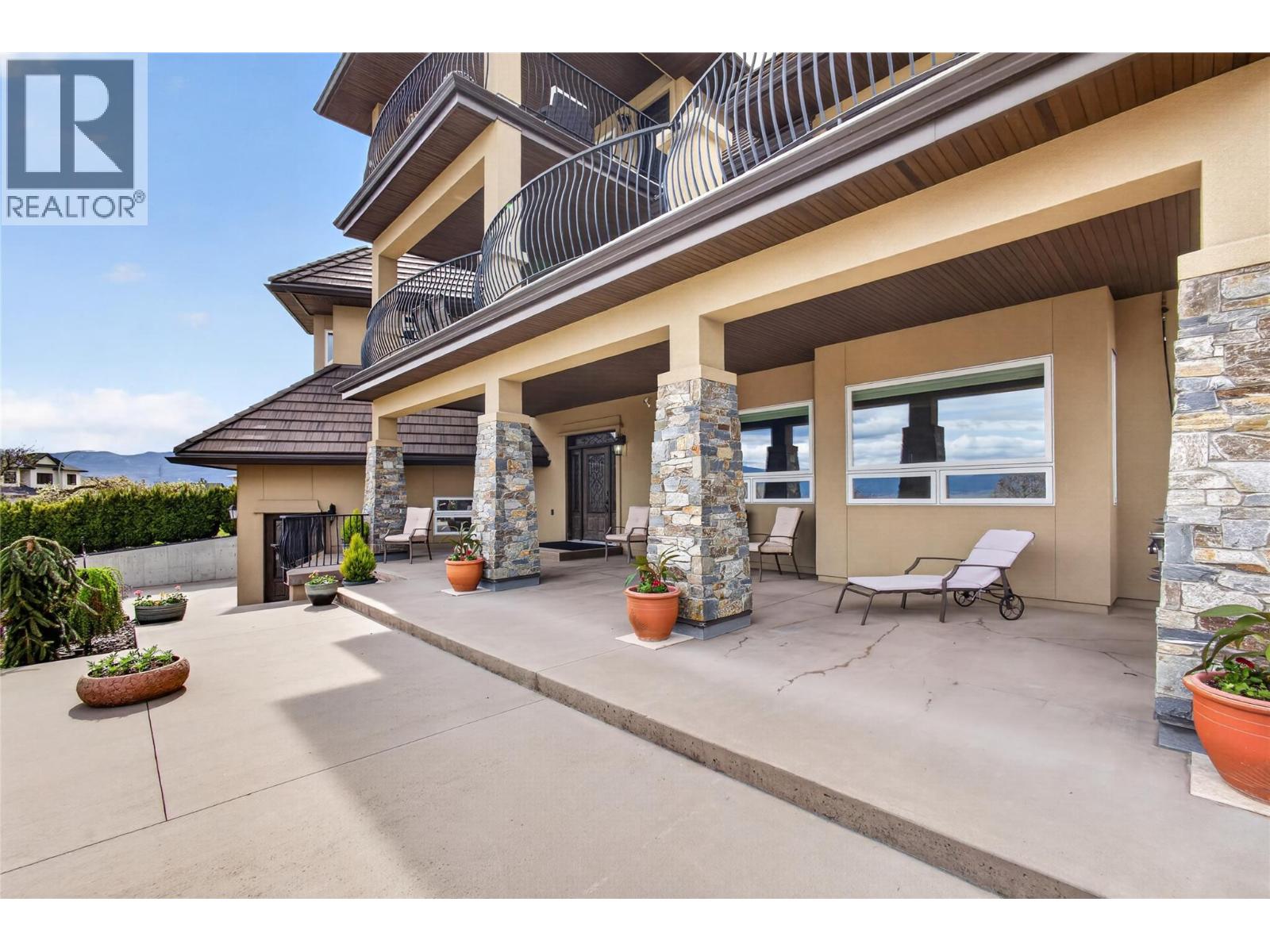 2346 Bridgeview Road