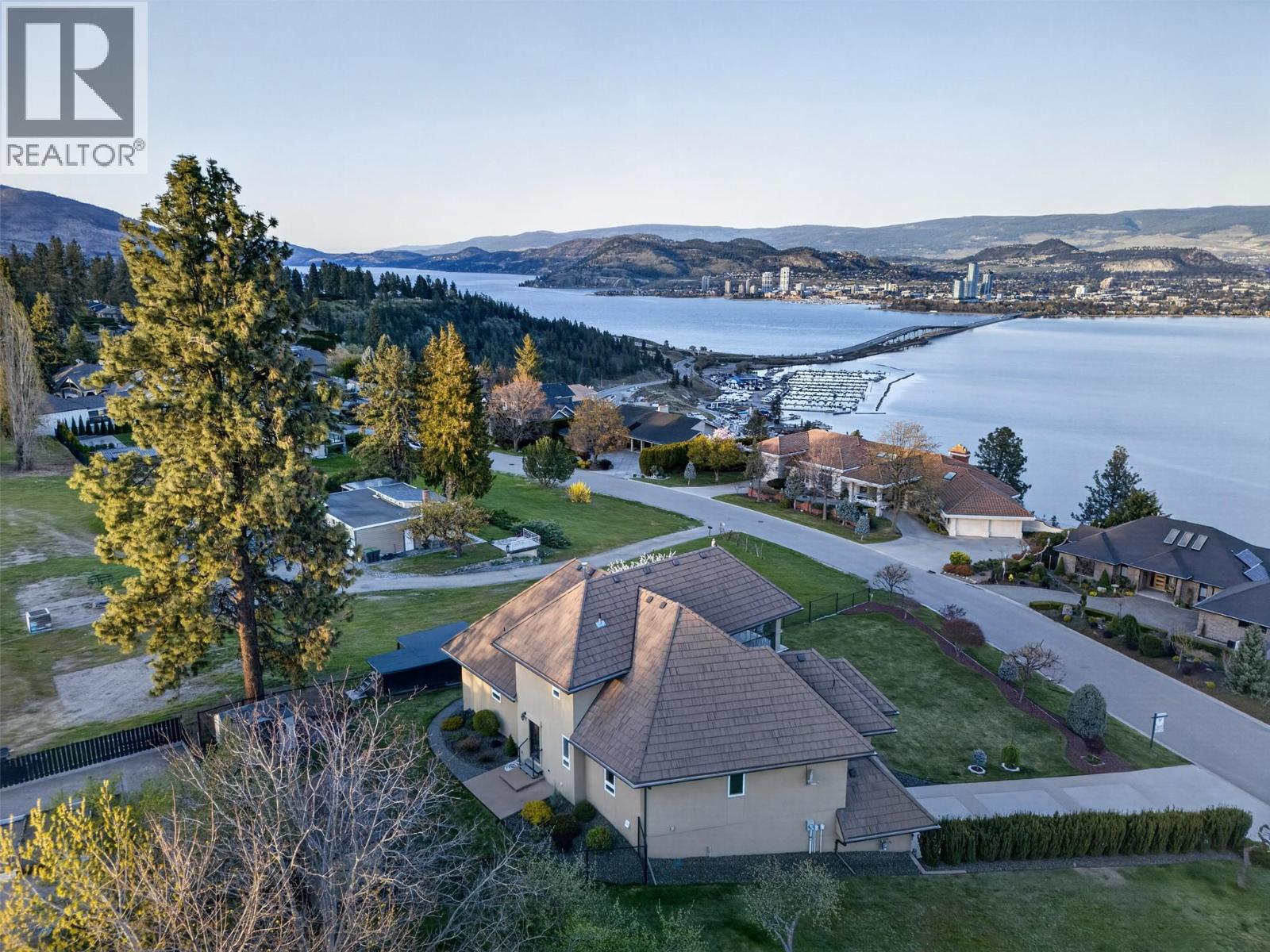 2346 Bridgeview Road