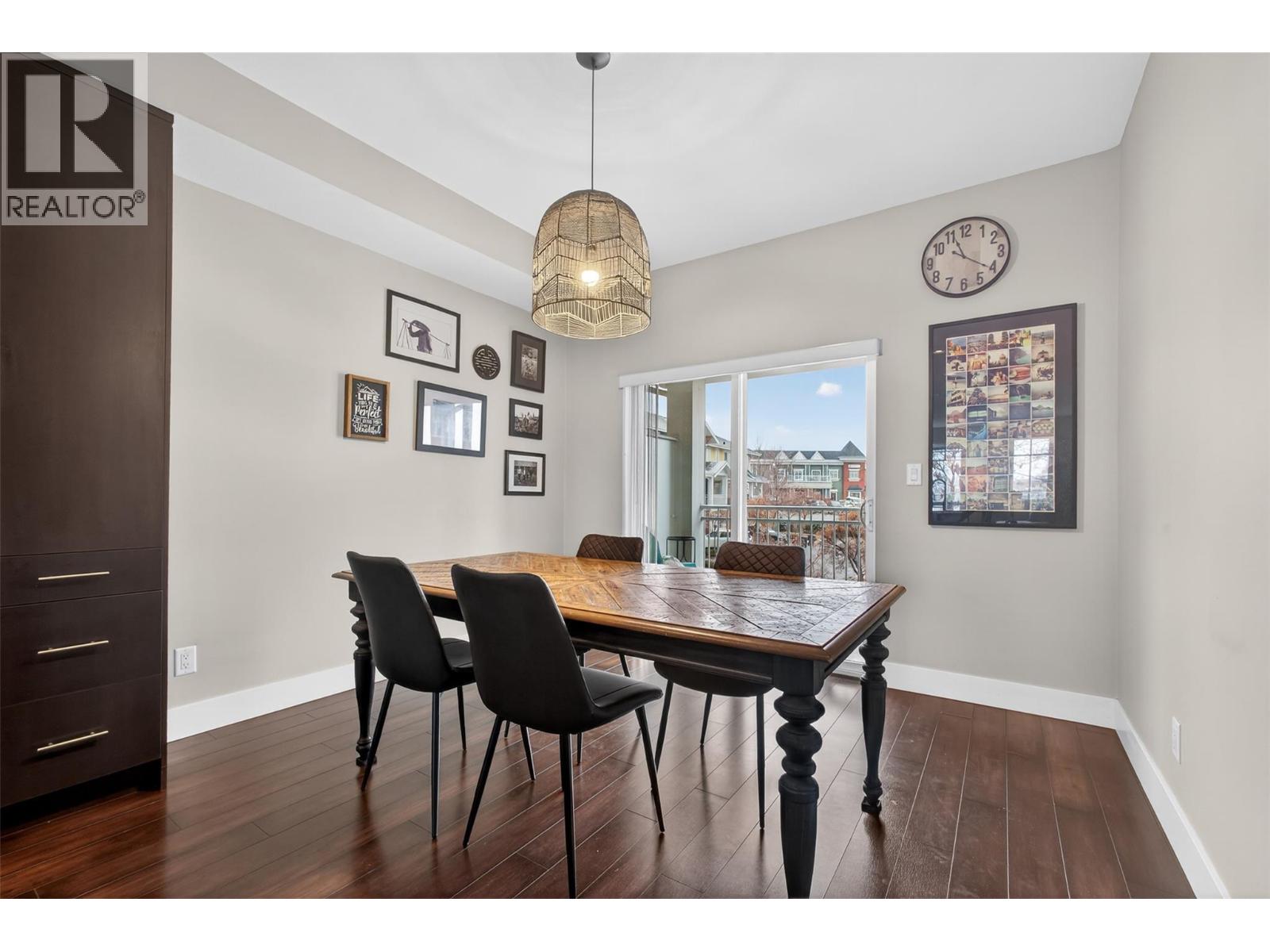 433 McCarren Avenue Unit# 9