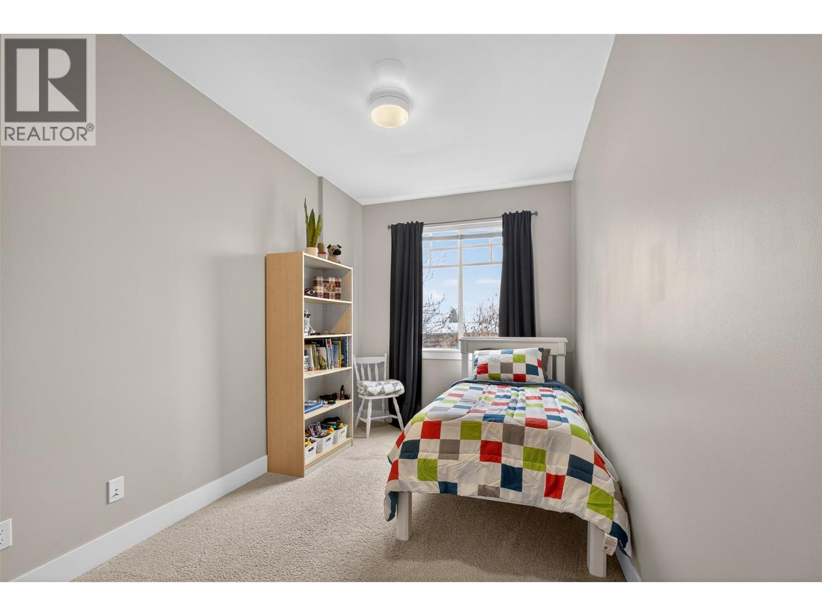 433 McCarren Avenue Unit# 9