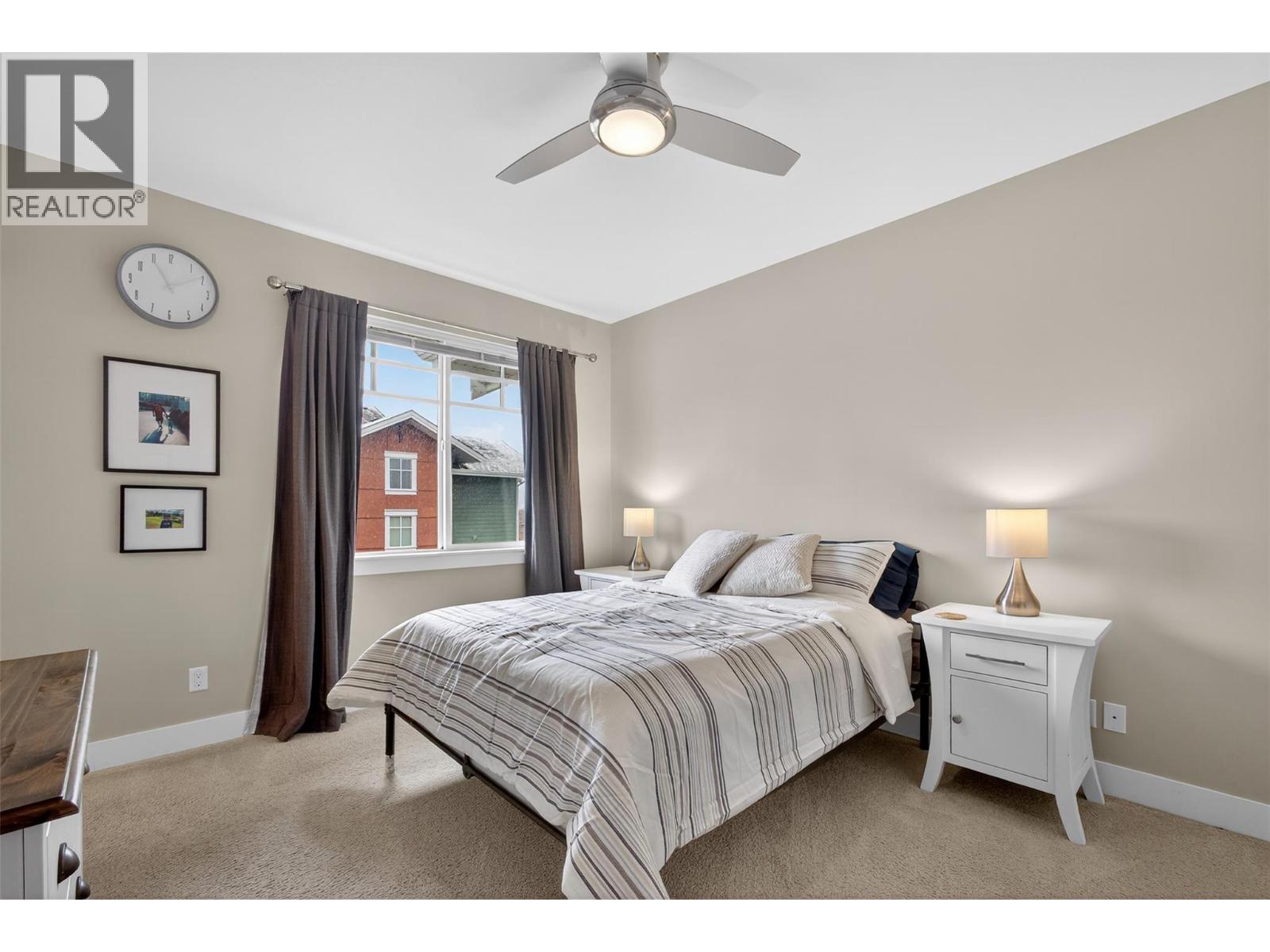 433 McCarren Avenue Unit# 9