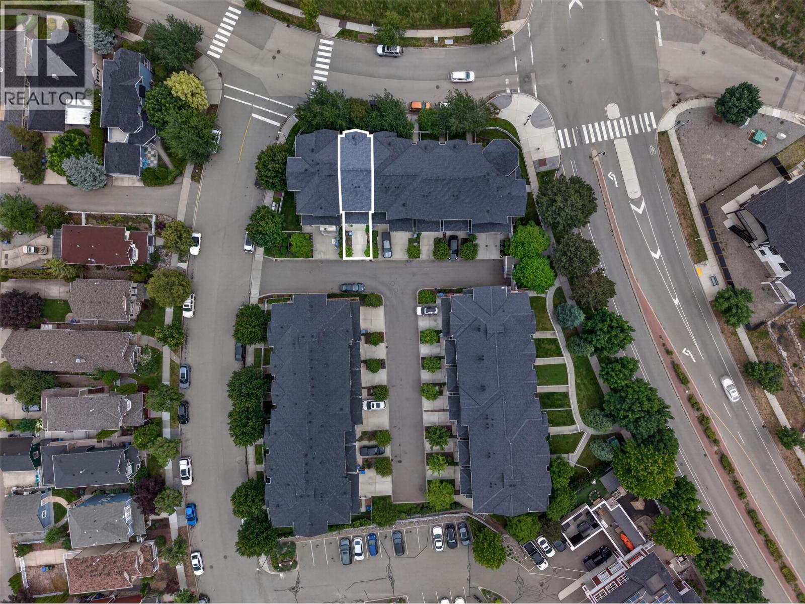 433 McCarren Avenue Unit# 9