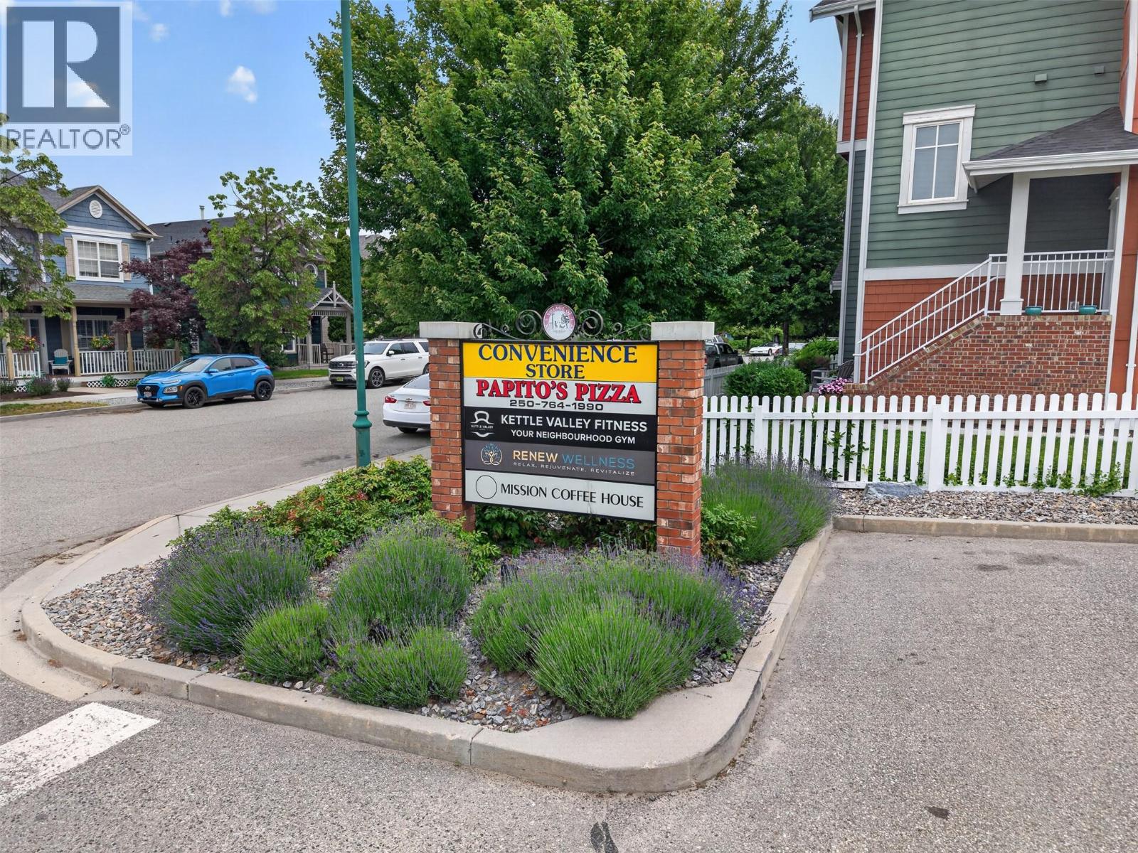 433 McCarren Avenue Unit# 9
