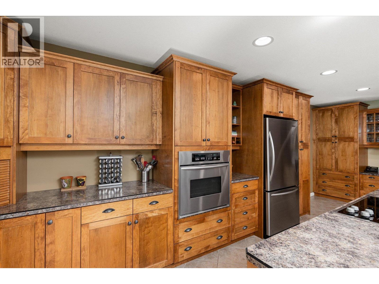 811 Coronado Crescent