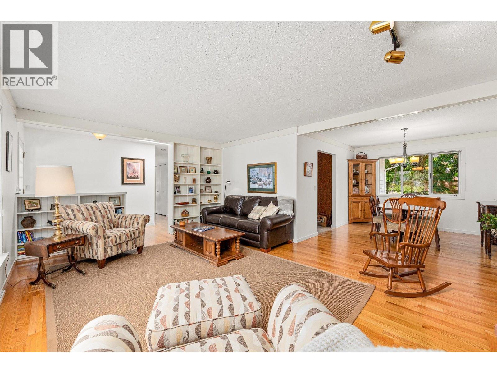 811 Coronado Crescent