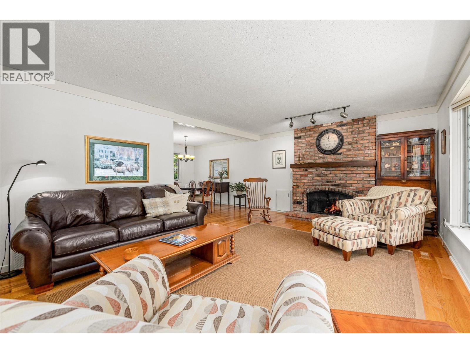 811 Coronado Crescent