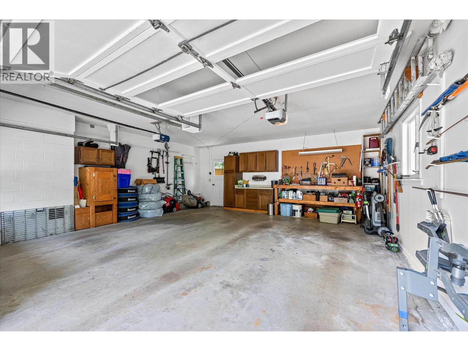 811 Coronado Crescent