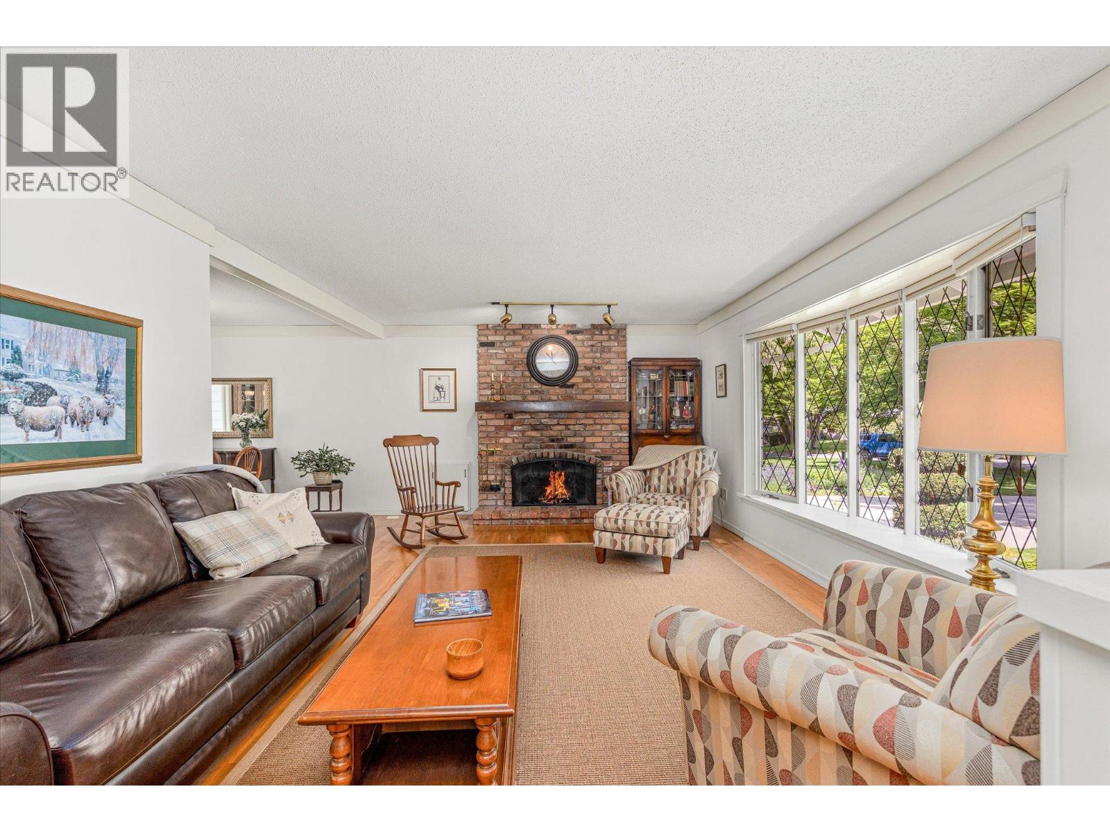 811 Coronado Crescent