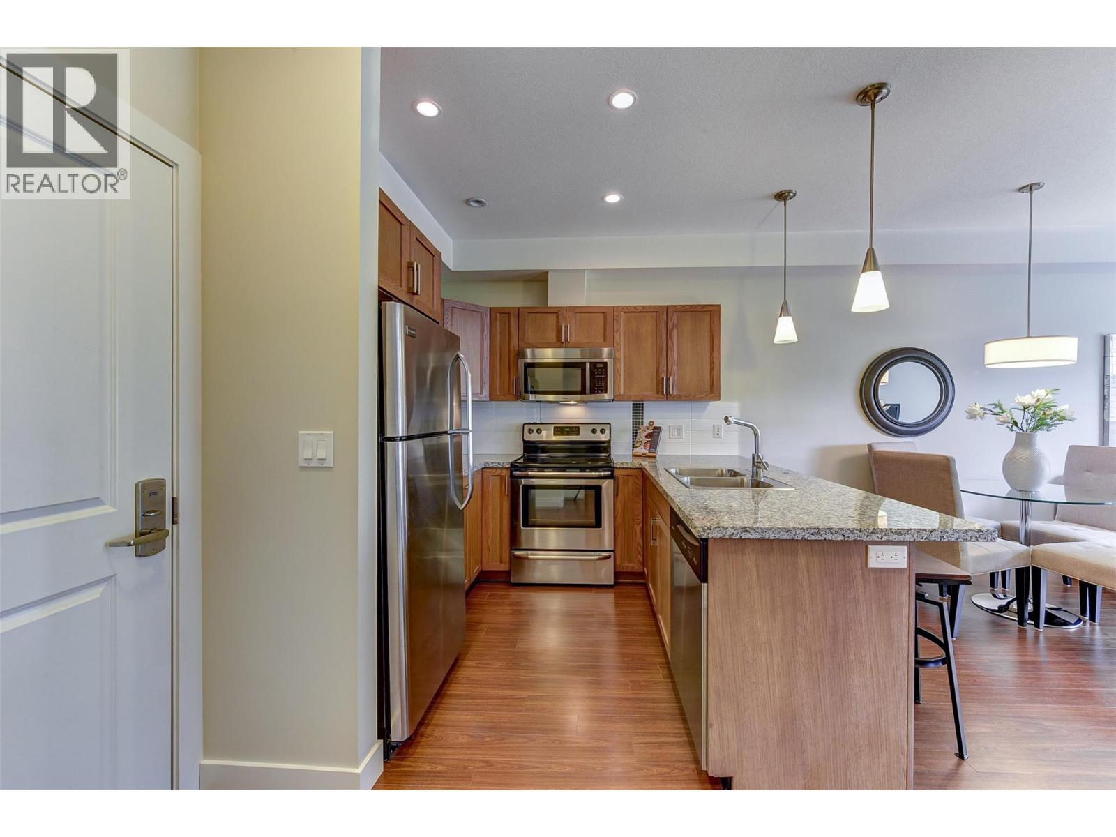 3220 Skyview Lane Unit# 202