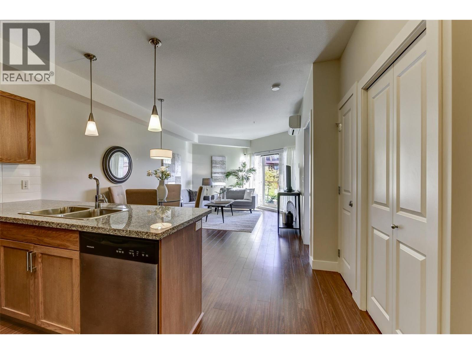 3220 Skyview Lane Unit# 202