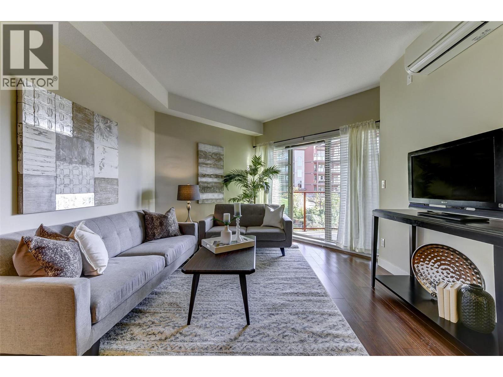 3220 Skyview Lane Unit# 202