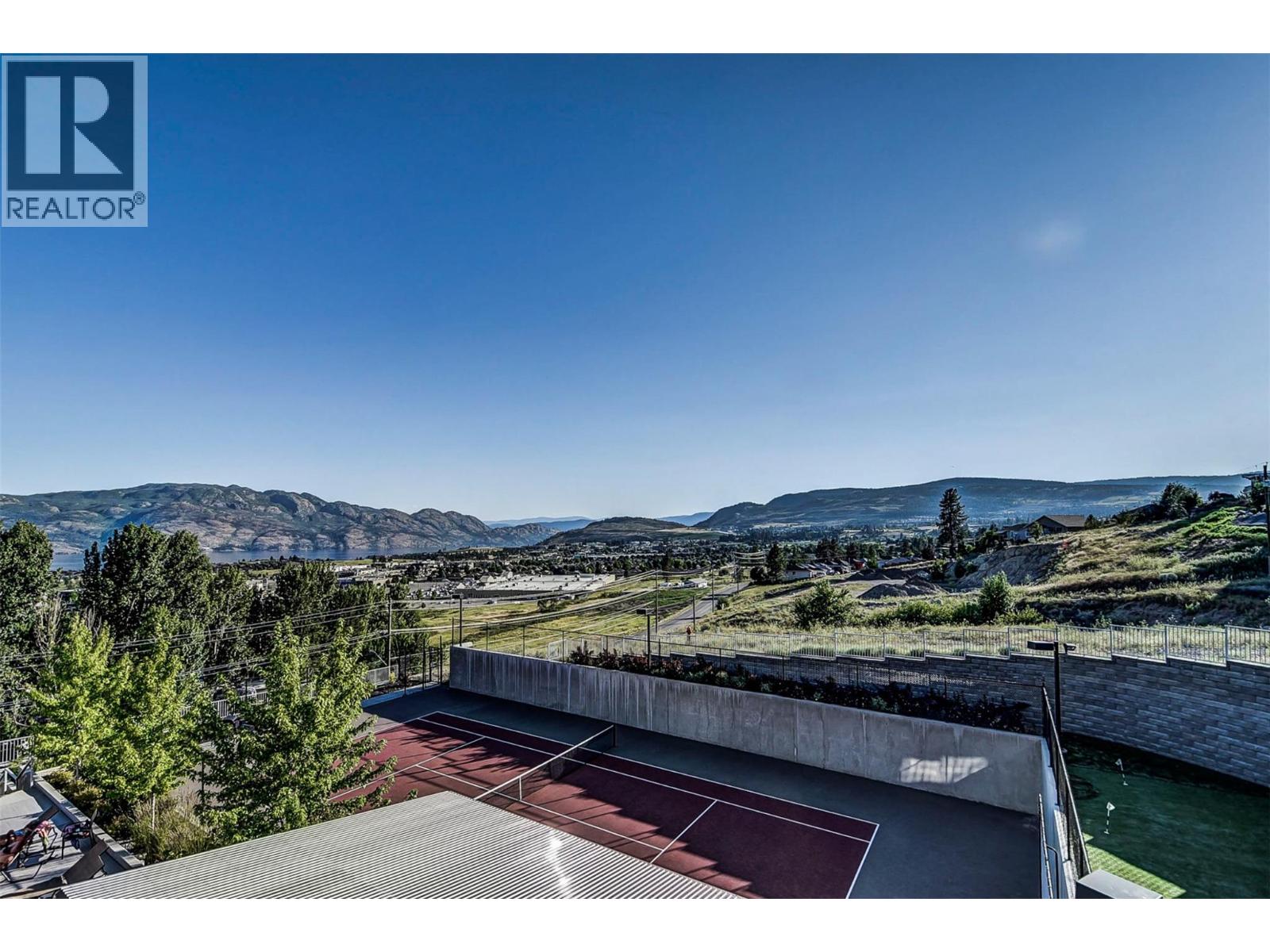 3220 Skyview Lane Unit# 202