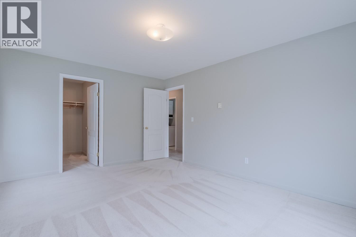 3160 Casorso Road Unit# 201