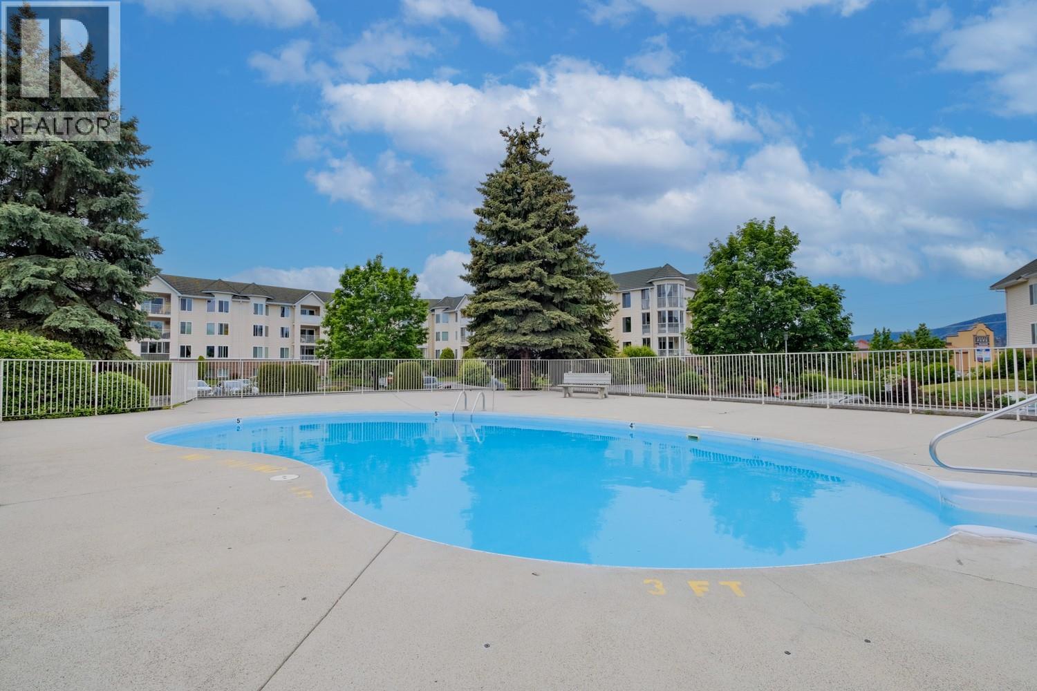3160 Casorso Road Unit# 201