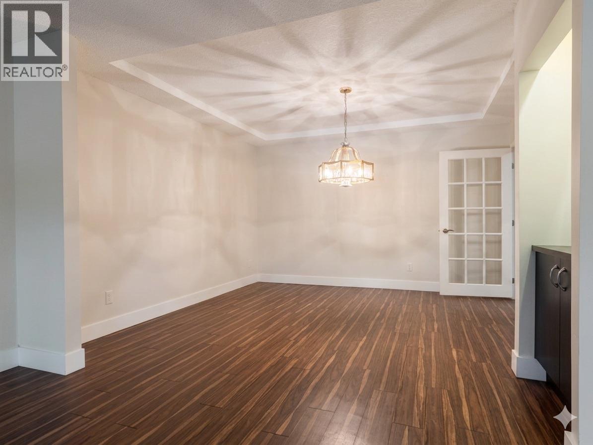 539 Sutherland Avenue Unit# 106