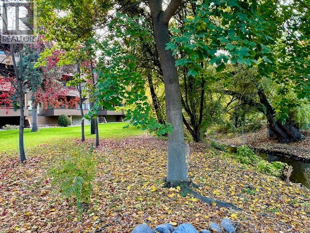 539 Sutherland Avenue Unit# 106