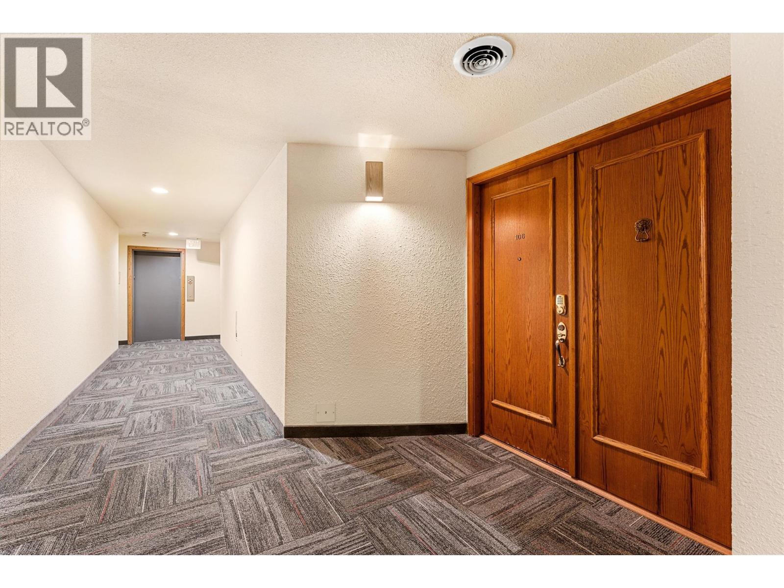 539 Sutherland Avenue Unit# 106