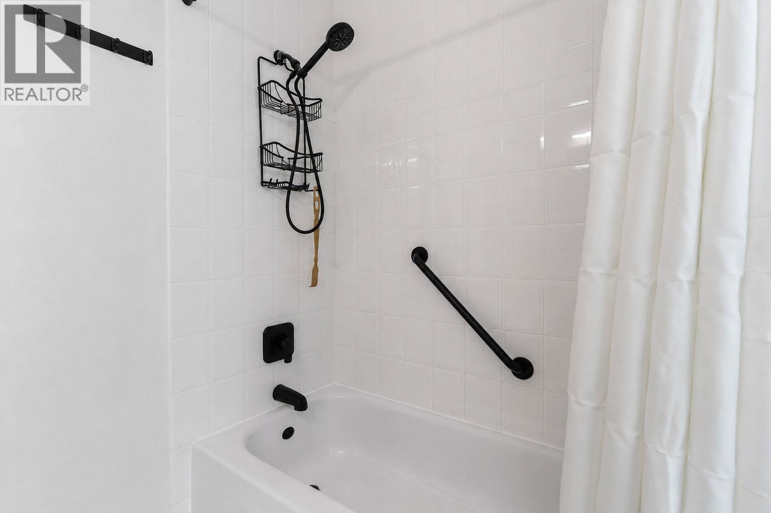 2250 Louie Drive Unit# 85