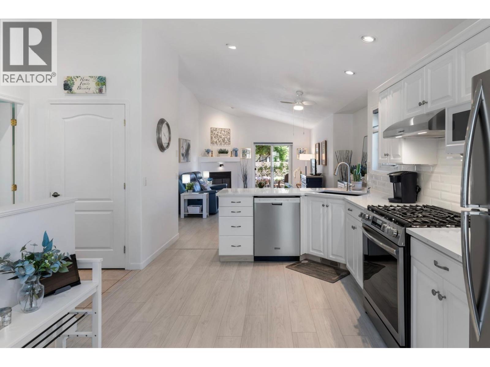 2250 Louie Drive Unit# 85