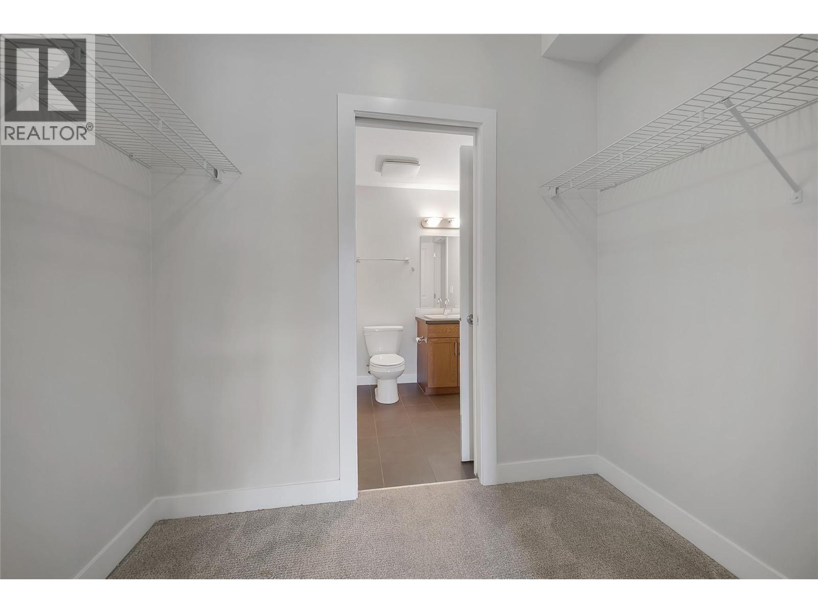 3220 Skyview Lane Unit# 302