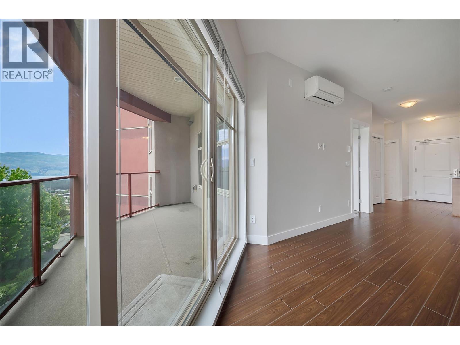 3220 Skyview Lane Unit# 302