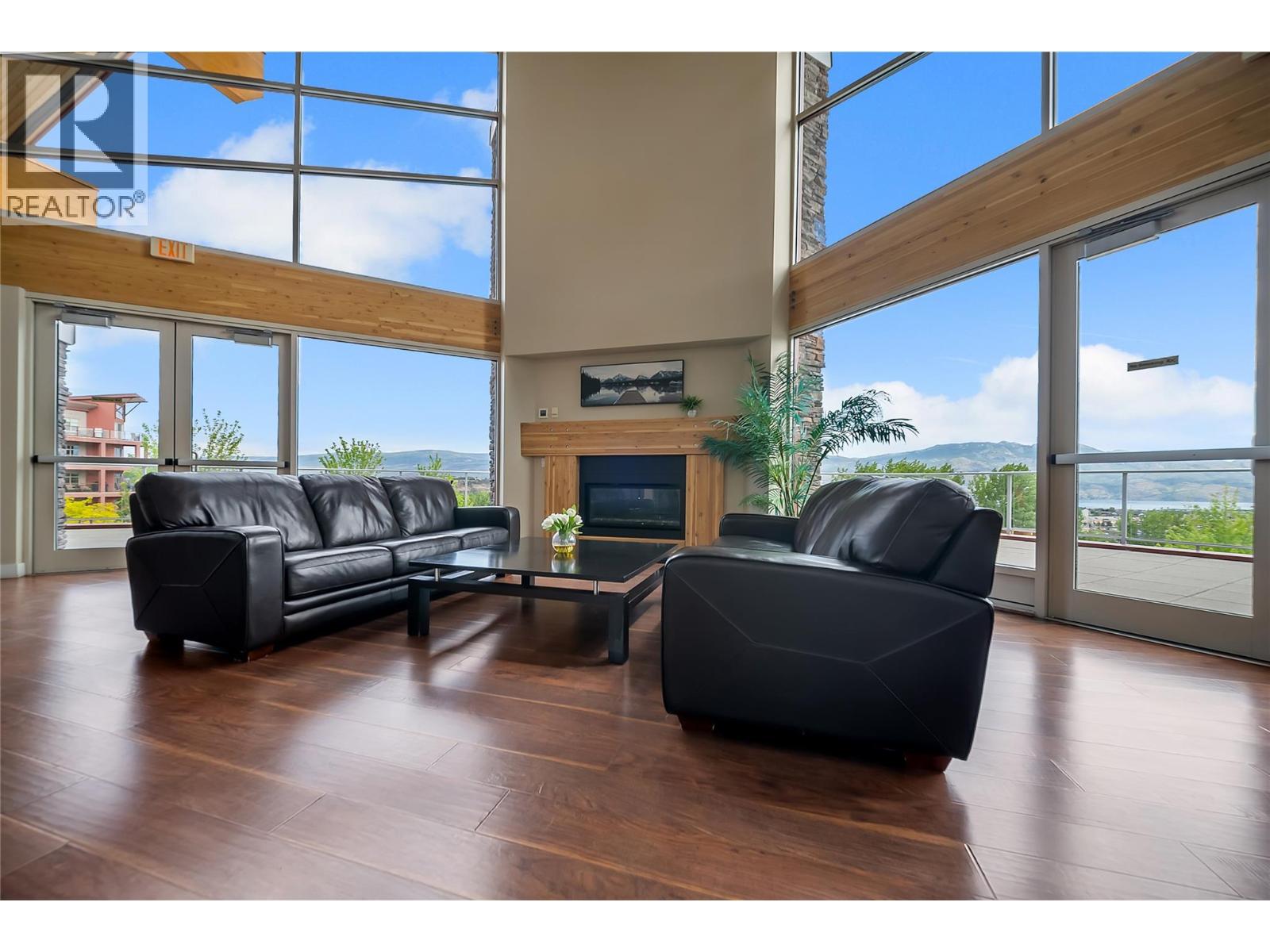 3220 Skyview Lane Unit# 302