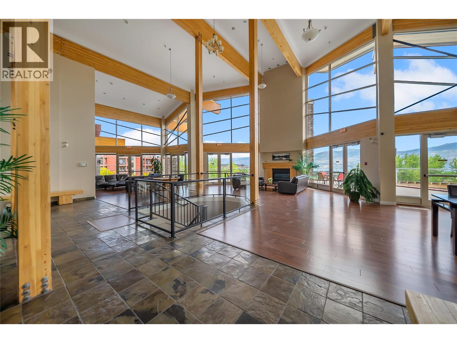3220 Skyview Lane Unit# 302