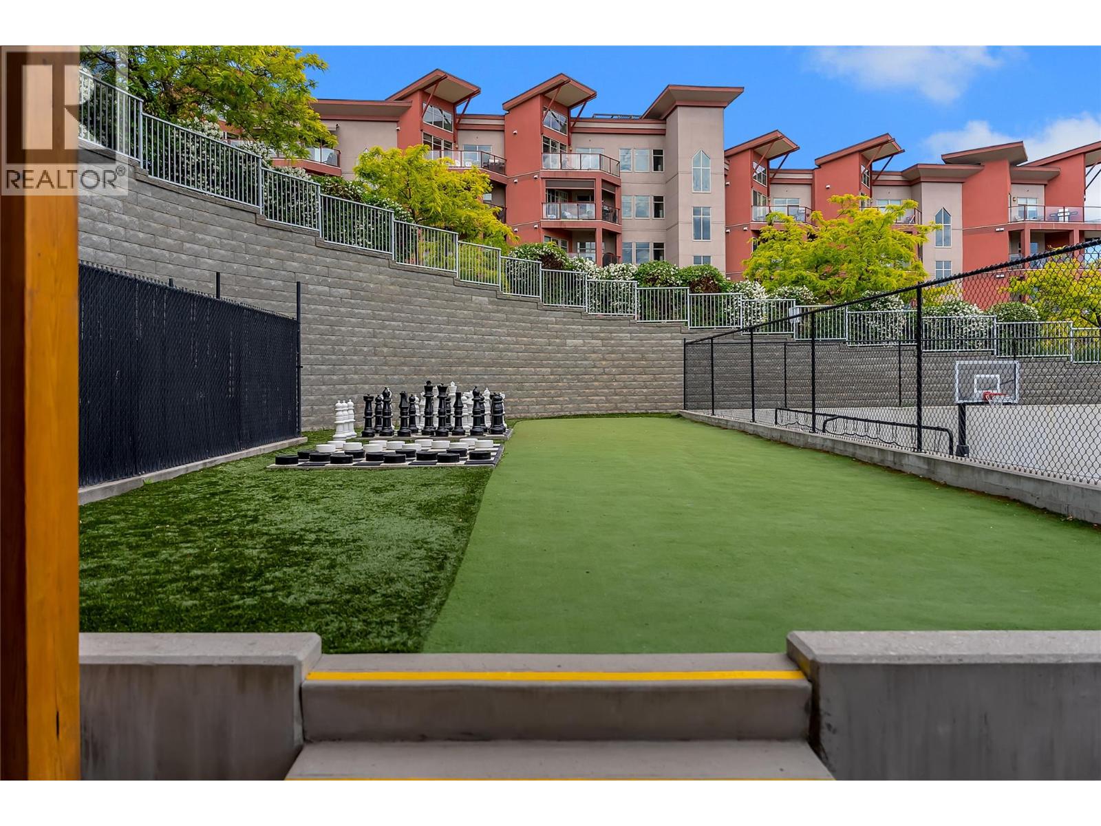 3220 Skyview Lane Unit# 302