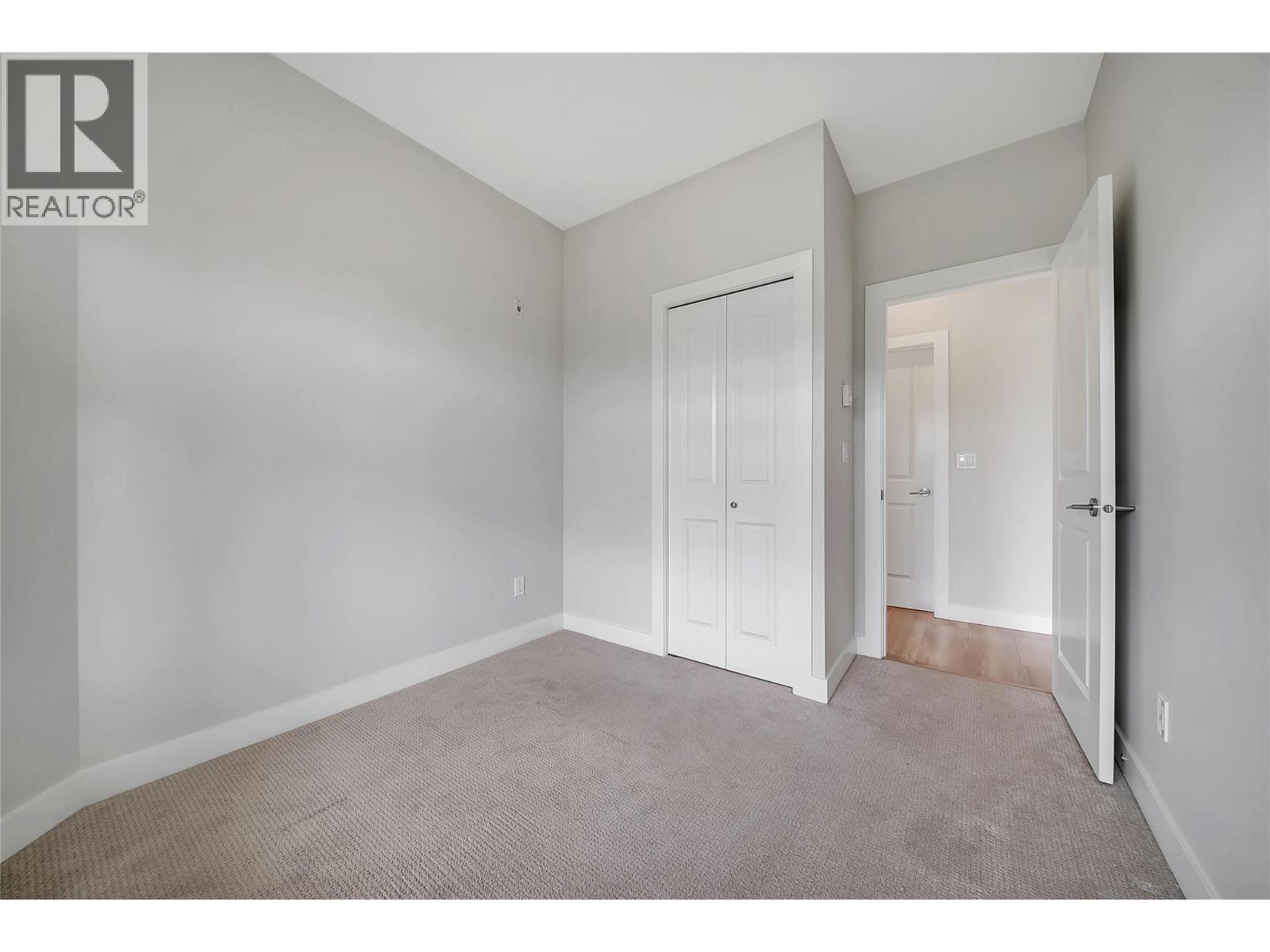 3220 Skyview Lane Unit# 409