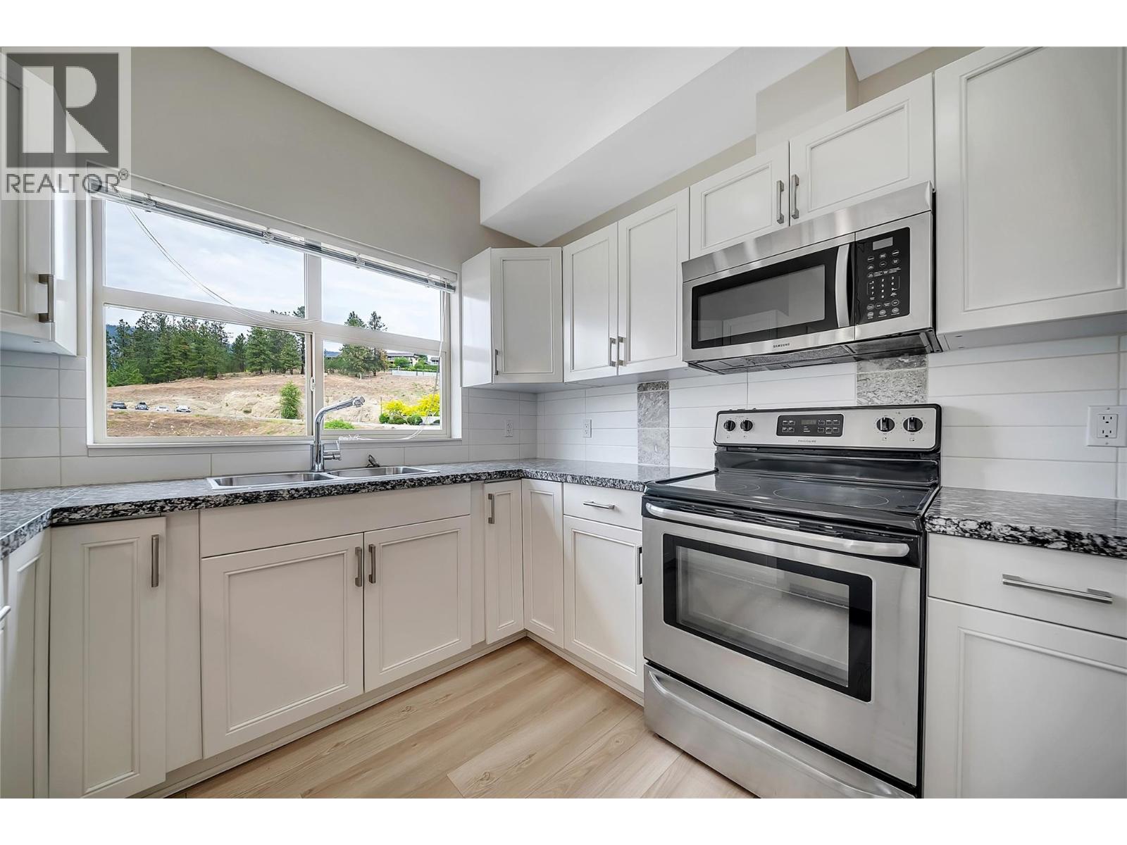 3220 Skyview Lane Unit# 409