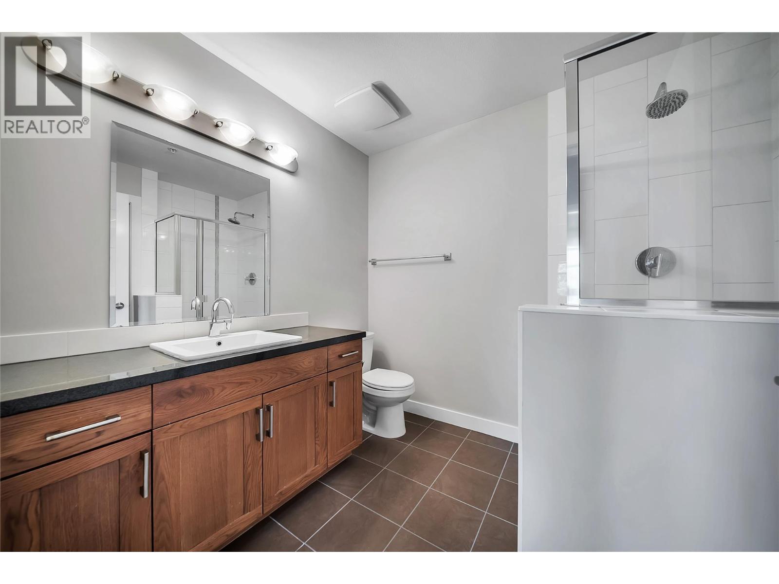 3229 Skyview Lane Unit# 306