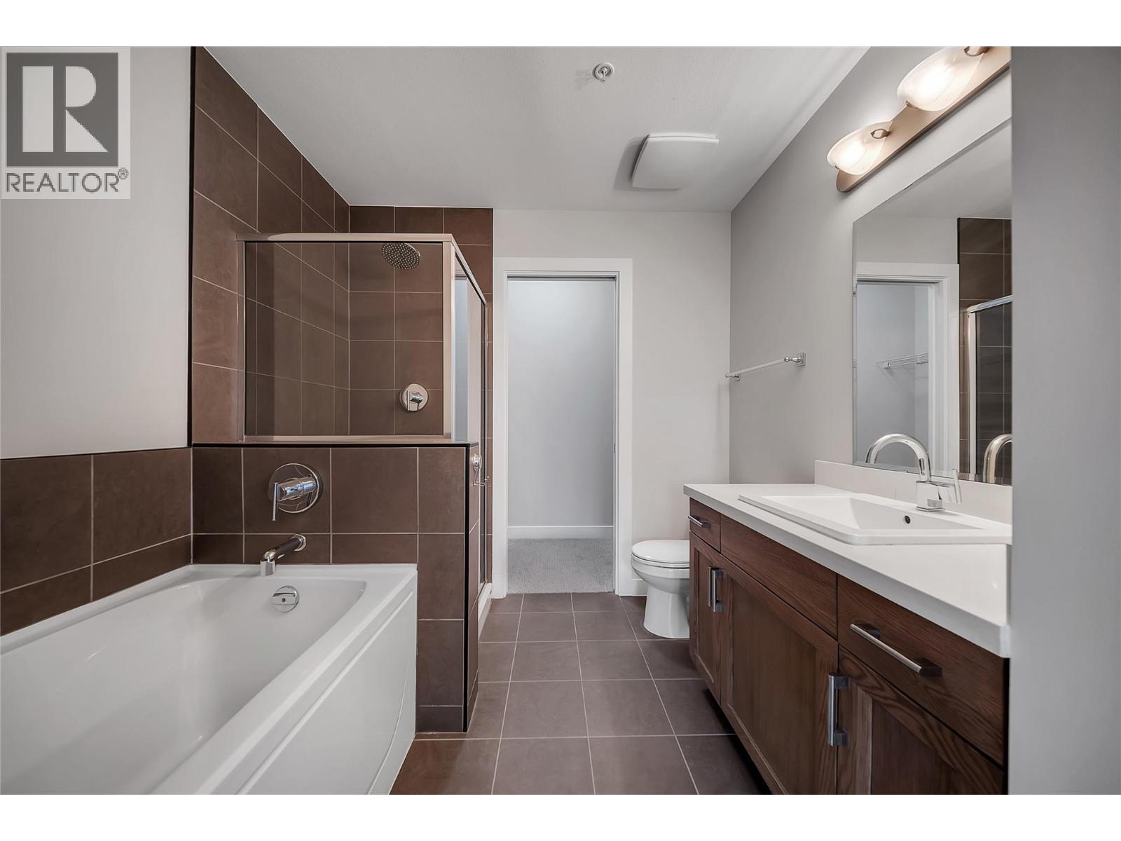 3229 Skyview Lane Unit# 306