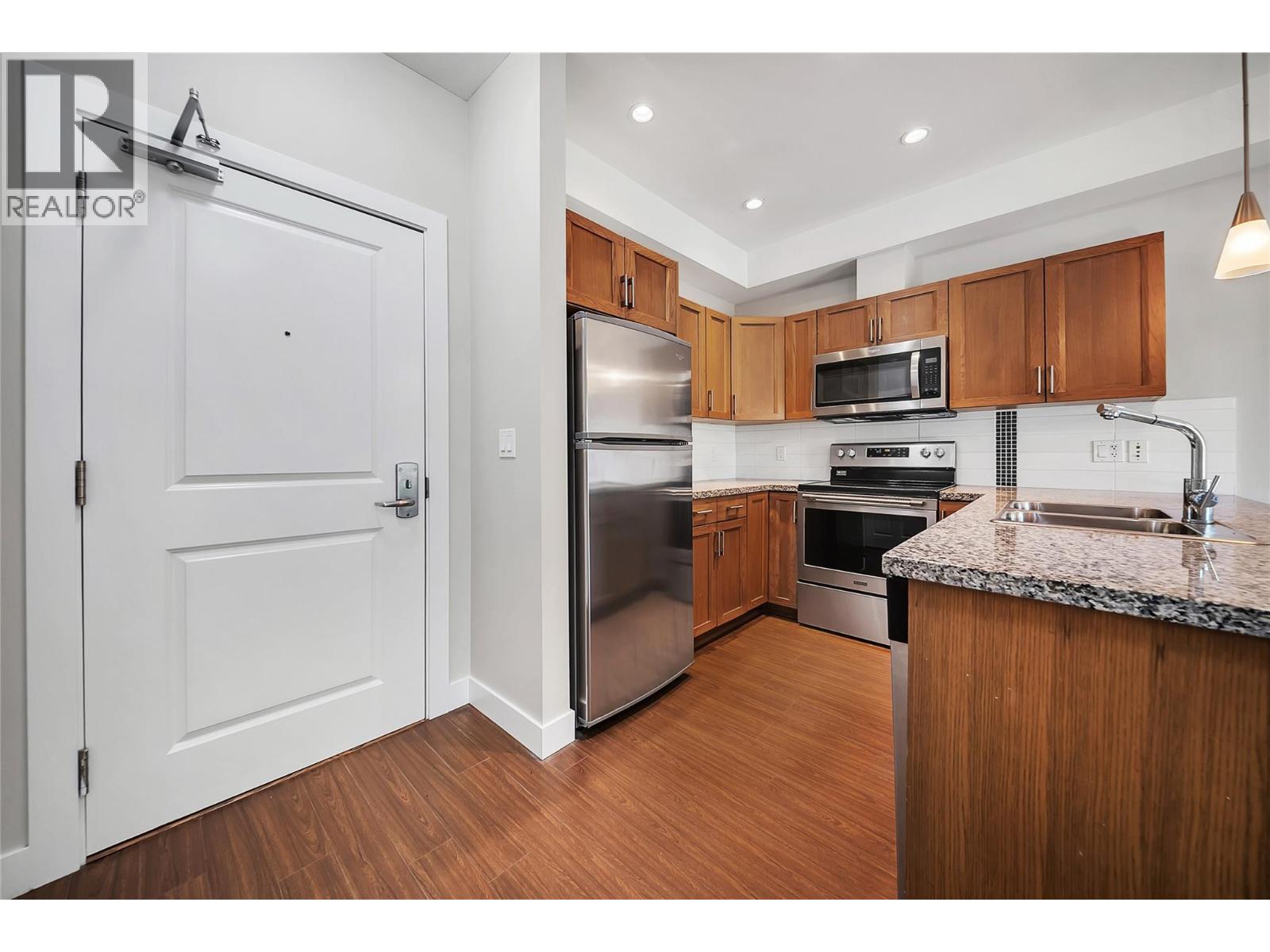 3229 Skyview Lane Unit# 306
