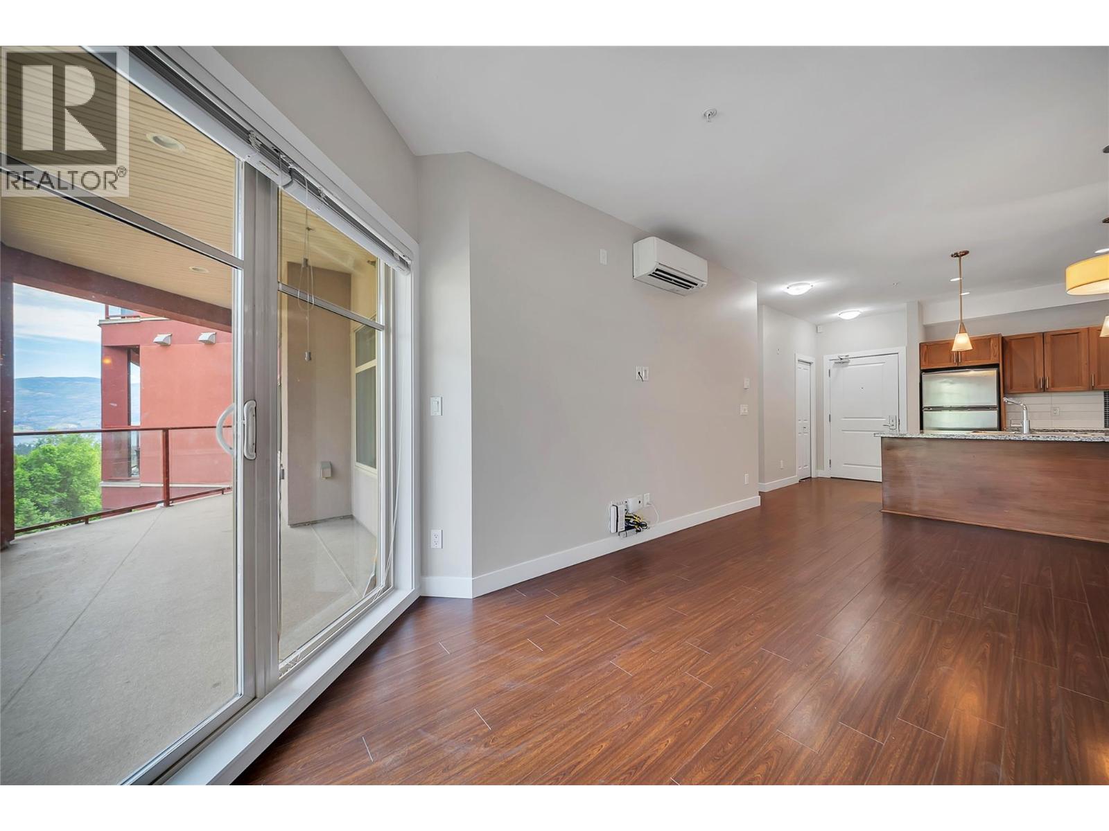 3229 Skyview Lane Unit# 306