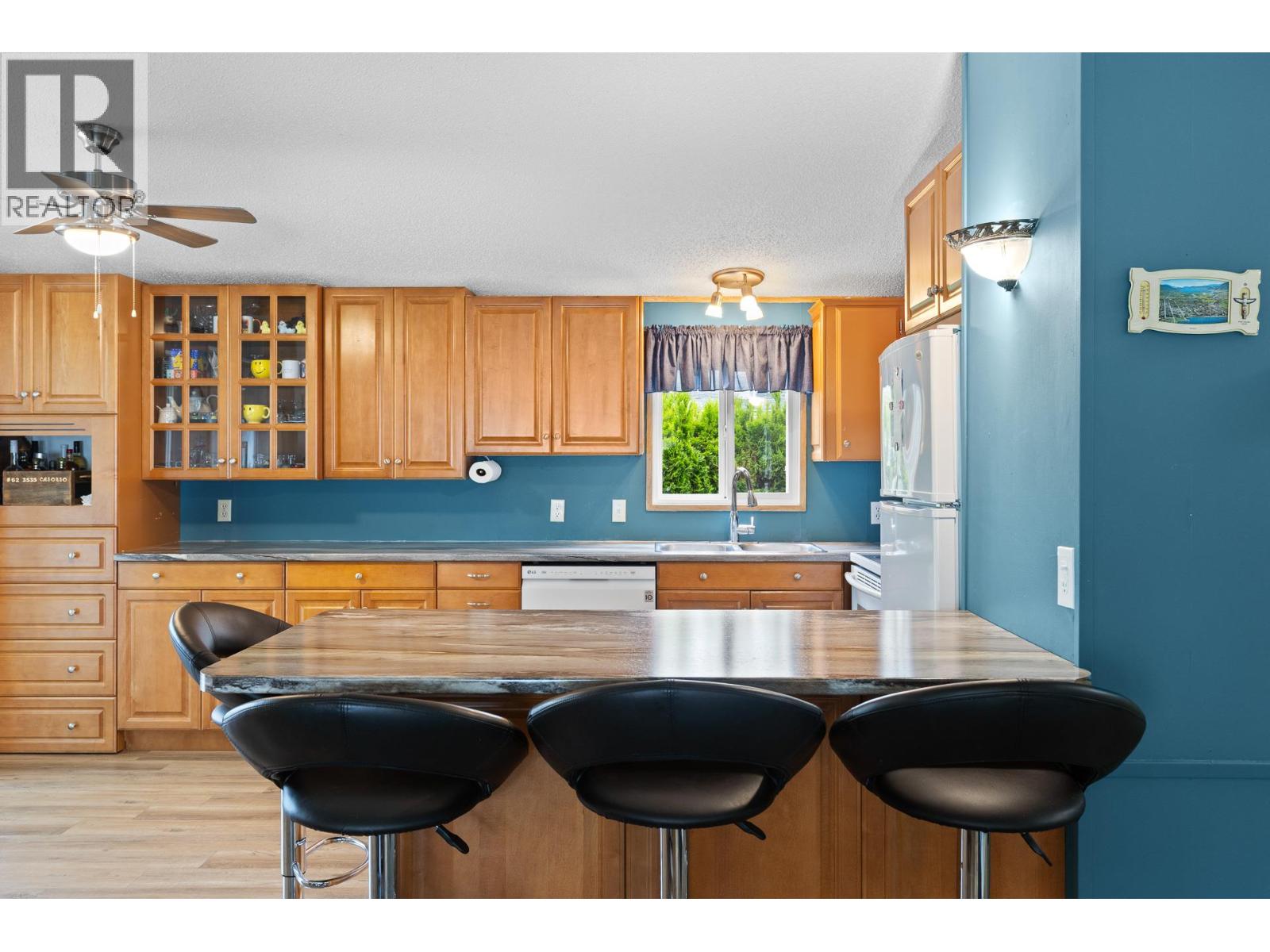 3535 Casorso Road Unit# 62
