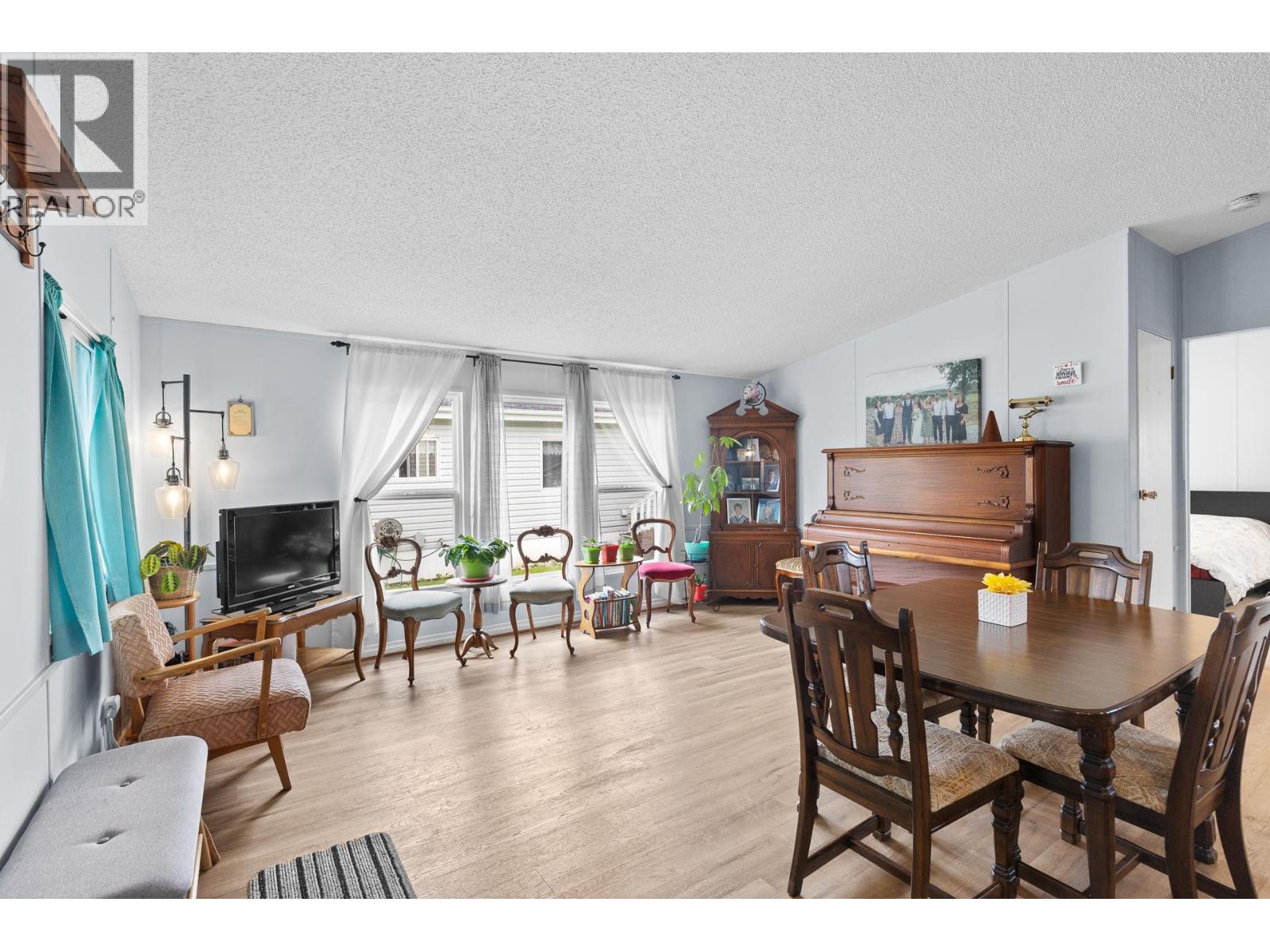 3535 Casorso Road Unit# 62