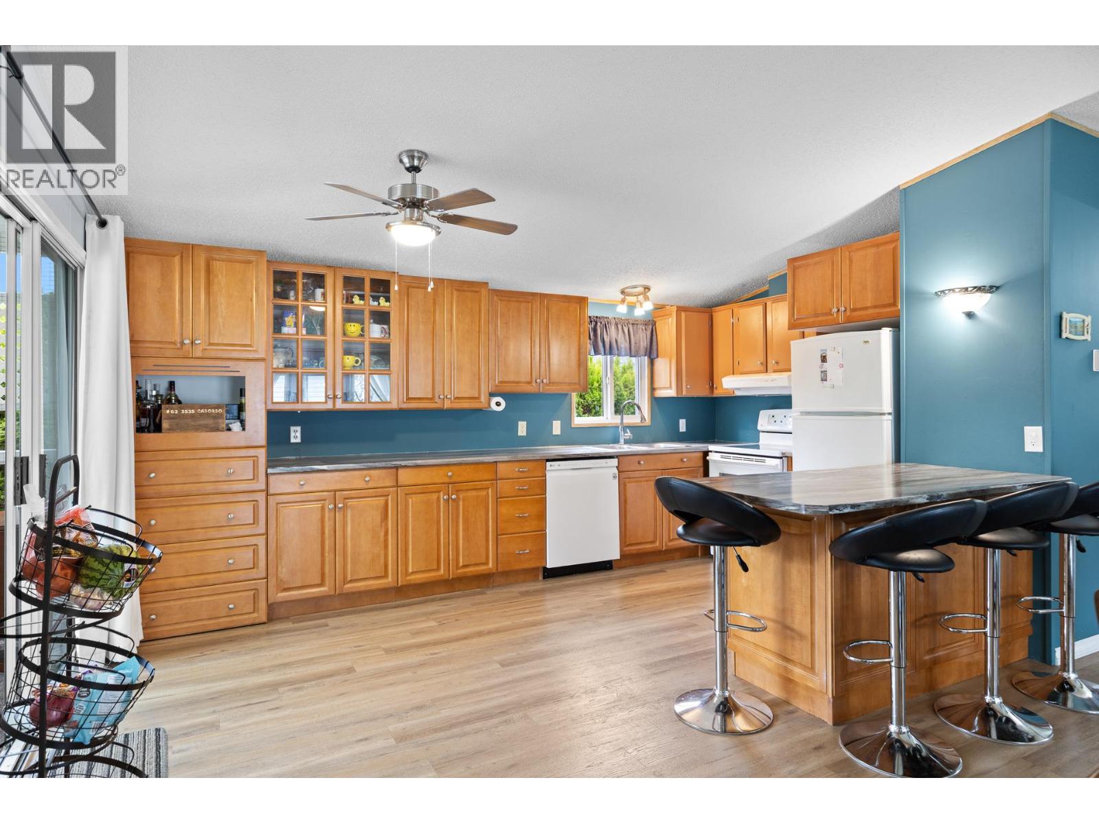 3535 Casorso Road Unit# 62