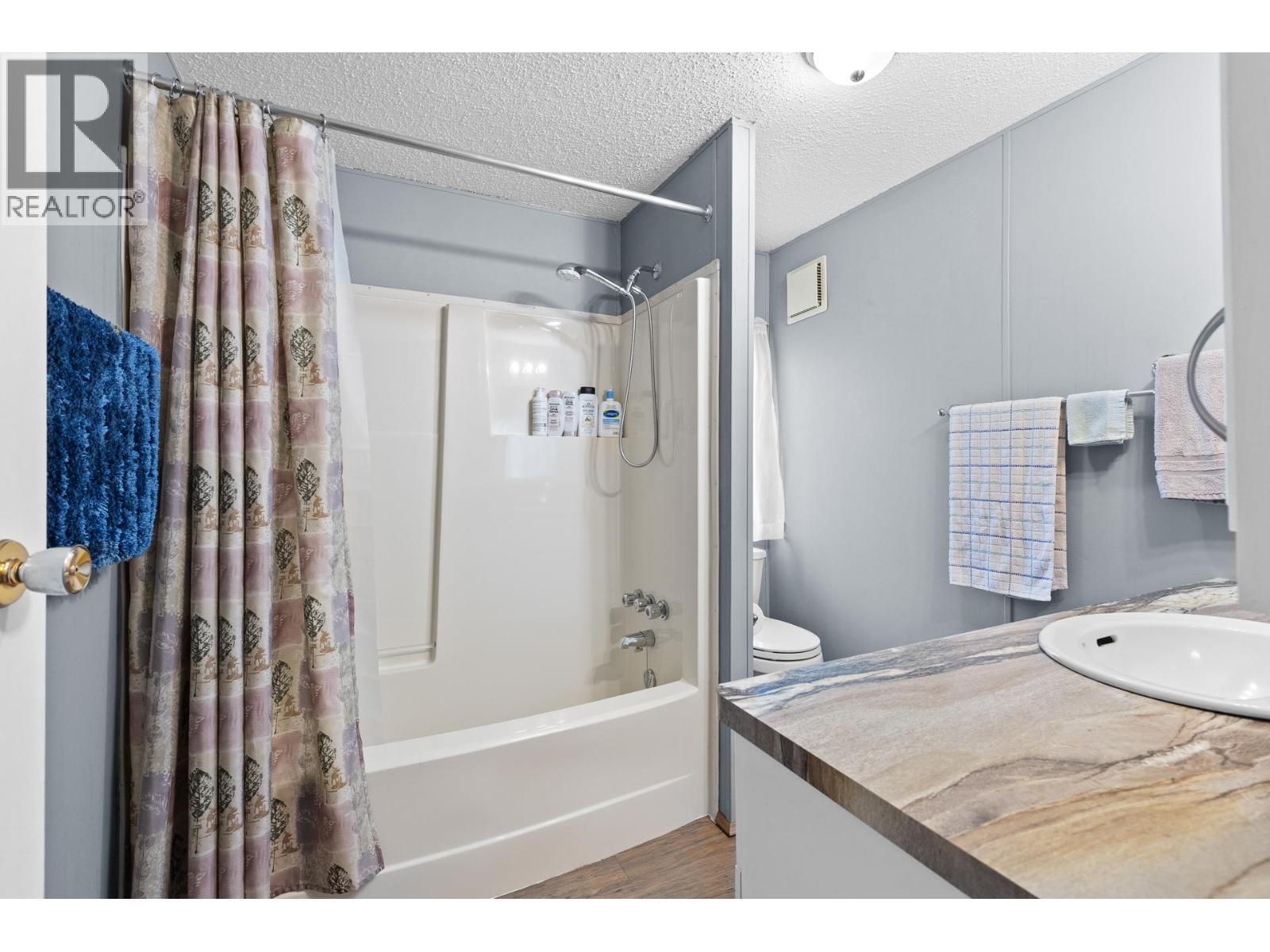 3535 Casorso Road Unit# 62
