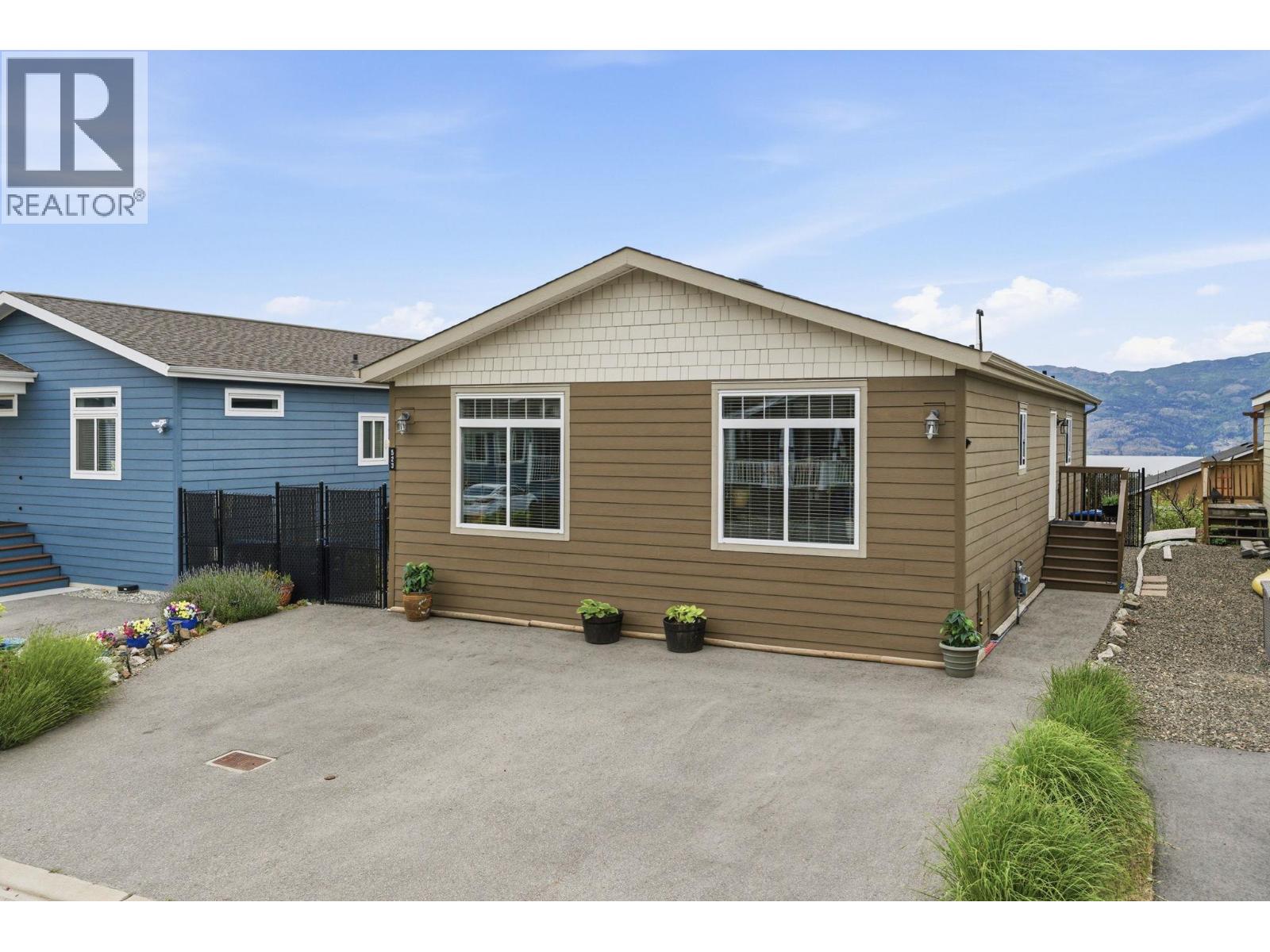 2440 Old Okanagan Highway Unit# 523