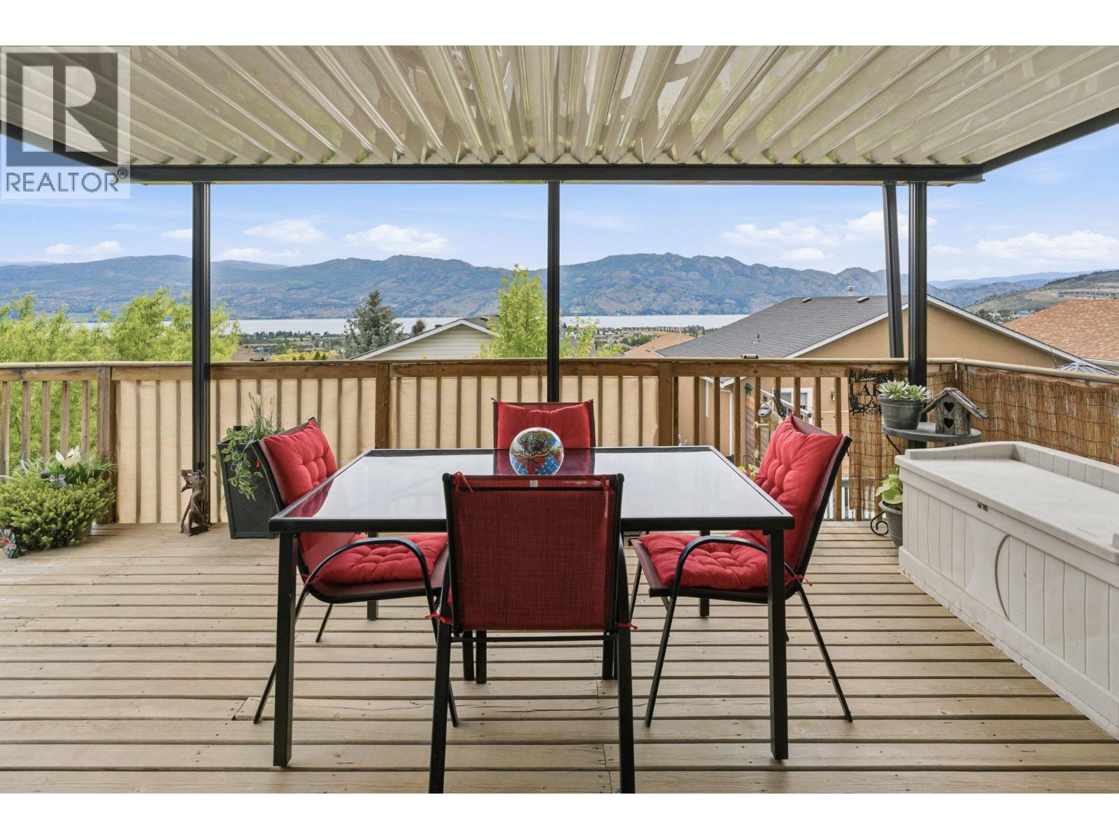 2440 Old Okanagan Highway Unit# 523