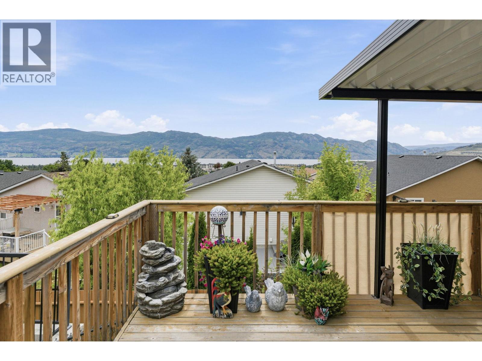 2440 Old Okanagan Highway Unit# 523