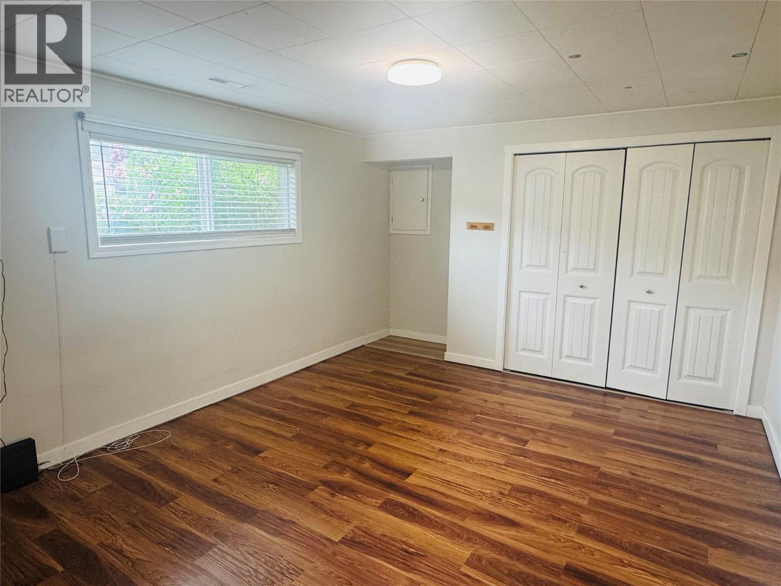 880 Tamarack Drive