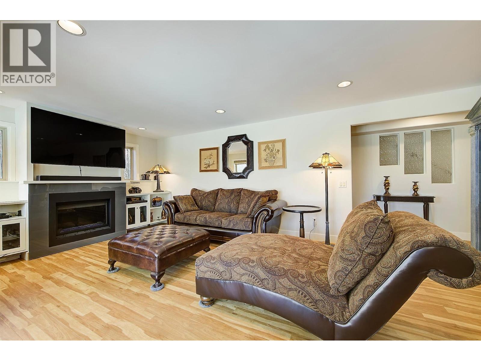 3590 Shadow Creek Drive