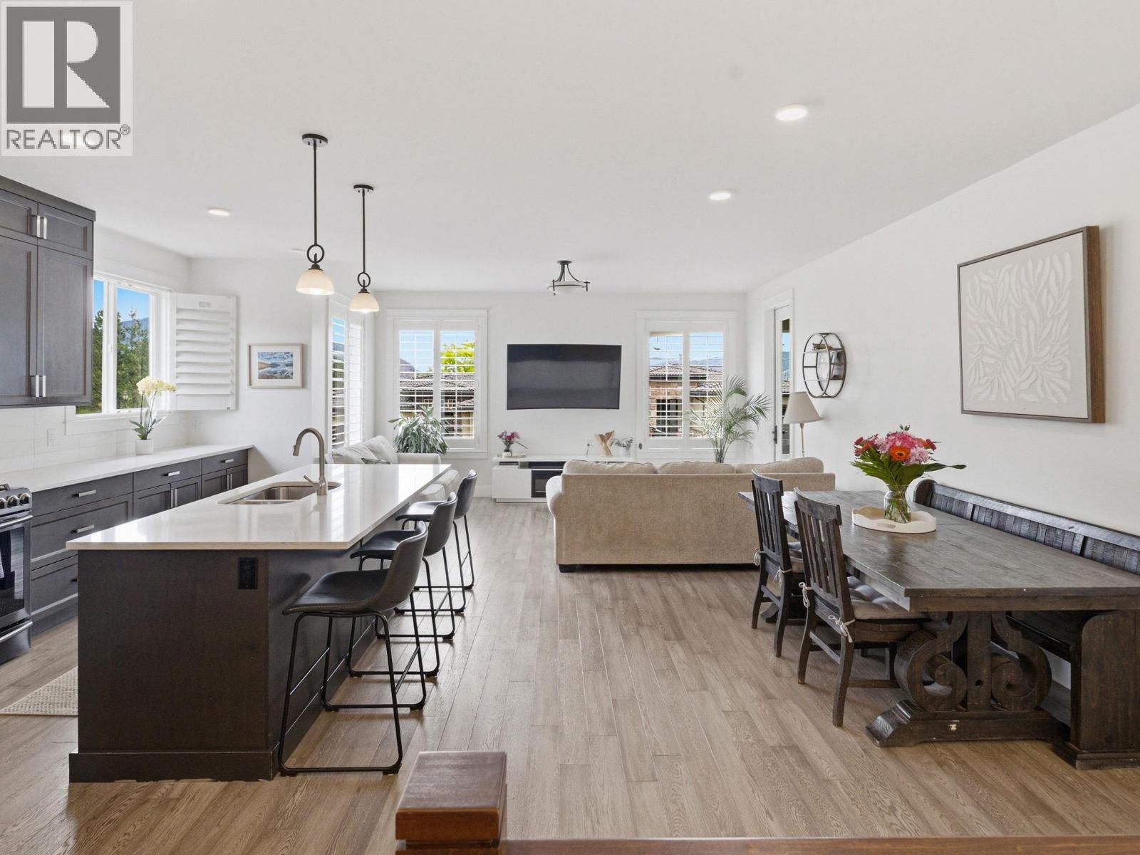 1622 Beach View Lane