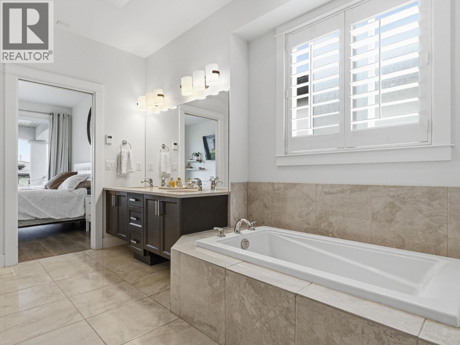 1622 Beach View Lane