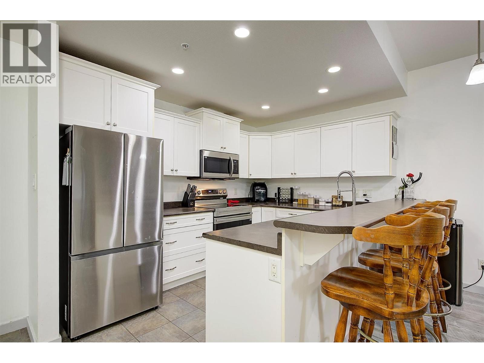 345 Mills Road Unit# 305