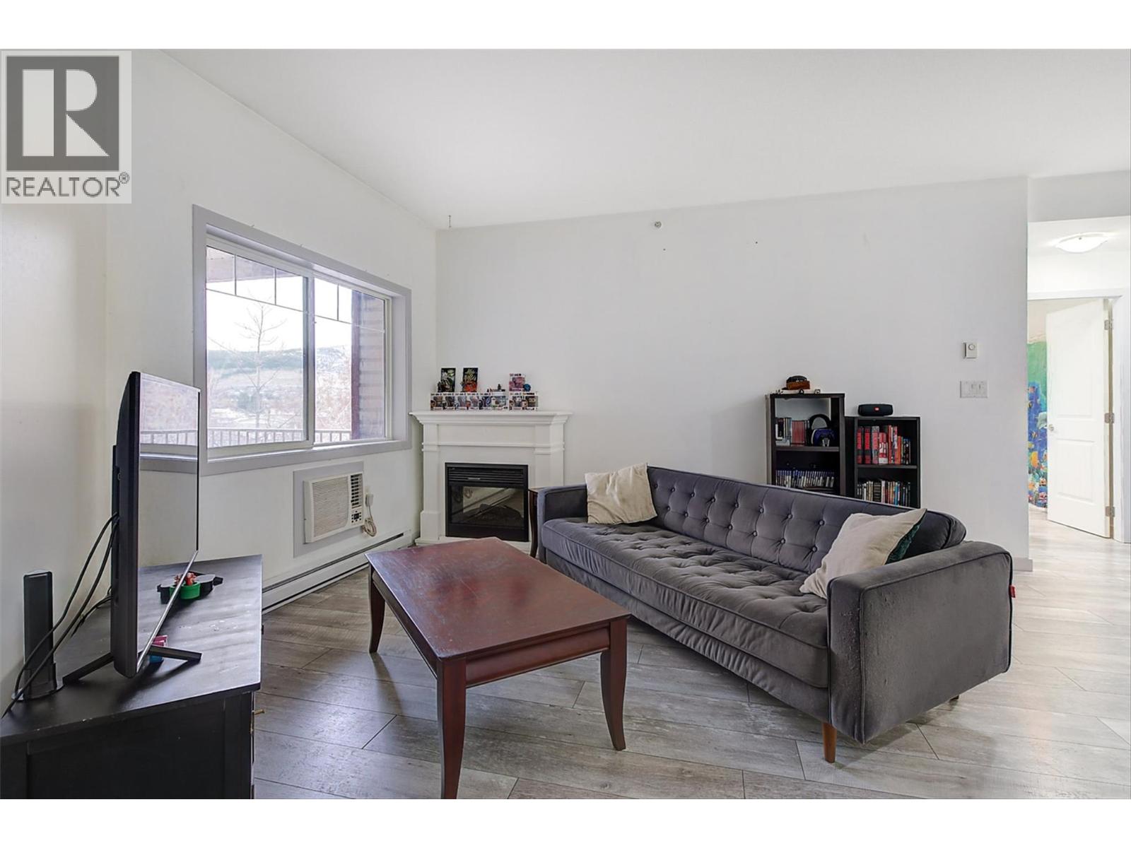 345 Mills Road Unit# 305